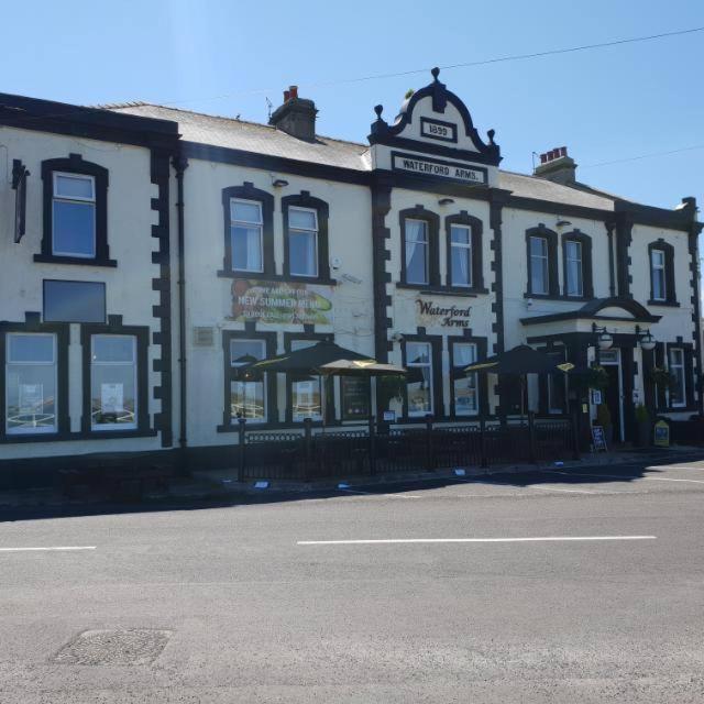 The Waterford Arms Hotel Hartley Exterior photo